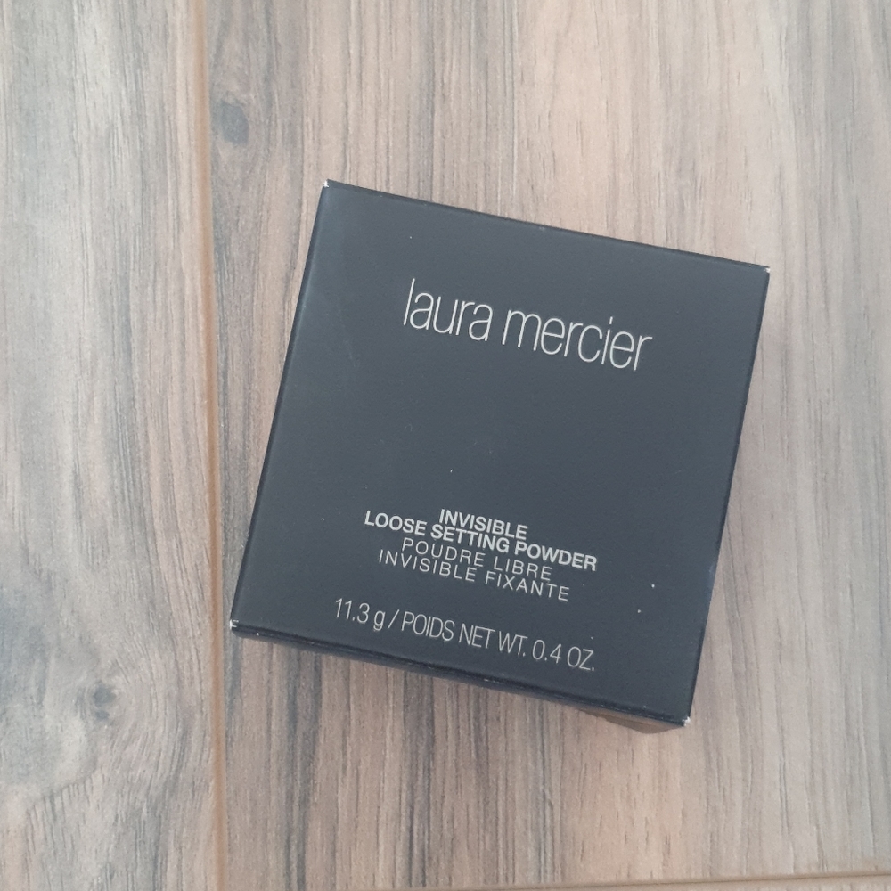 Laura Mercier Invisible Loose setting powder NWOT